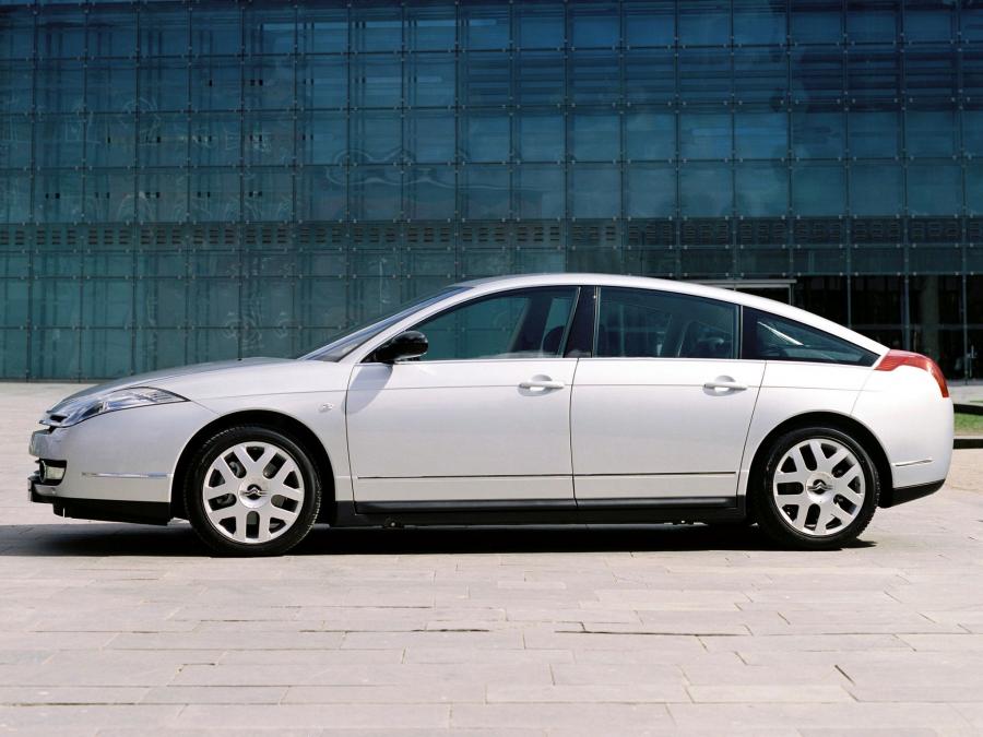  Citroen C6 2006 года  (UK) (фото 5 из 17)